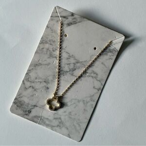 💗10 for $15 Add to Bundle! Gold Clover Necklace